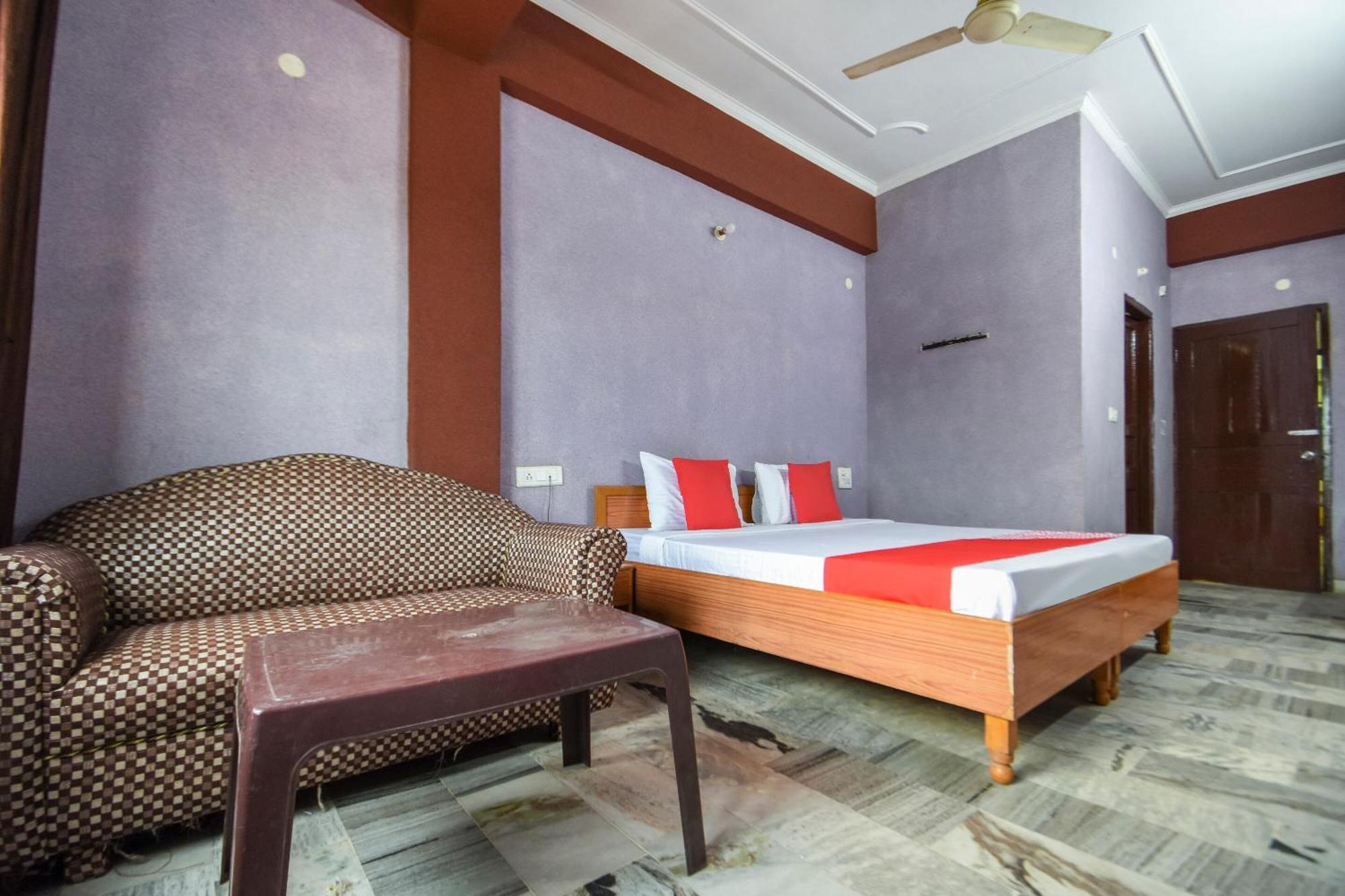 Oyo Flagship Vibes Hotel Nālāgarh Kültér fotó